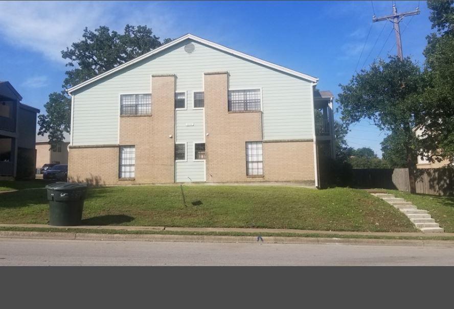 1100 Autumn Cir in College Station, TX - Building Photo