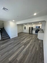 409 E Doxey St in Strafford, MO - Building Photo - Building Photo