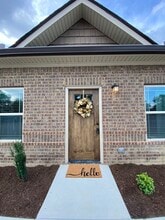 1070 Madison St, Unit 6 in Manchester, TN - Building Photo - Building Photo