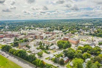 6-8 Union St in Waterville, ME - Foto de edificio - Building Photo