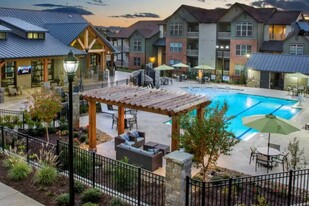 Palisades at Paris Mountain I & II in Greenville, SC - Building Photo