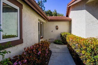 1467 Sundance Way in Oceanside, CA - Building Photo - Building Photo