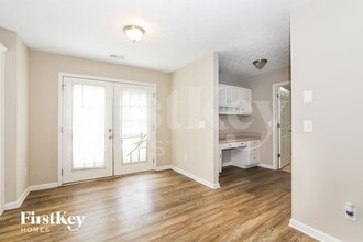 130 Macadamia Ct in Covington, GA - Building Photo - Building Photo