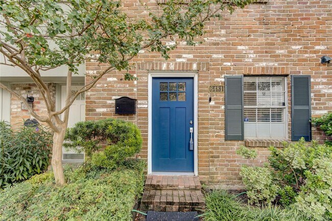 6481 Olympia Dr in Houston, TX - Building Photo - Building Photo