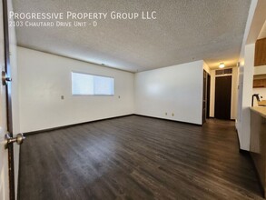 2103 Chautard Dr in Pueblo, CO - Building Photo - Building Photo