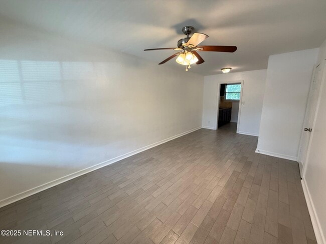 5211 San Juan Ave in Jacksonville, FL - Building Photo - Building Photo