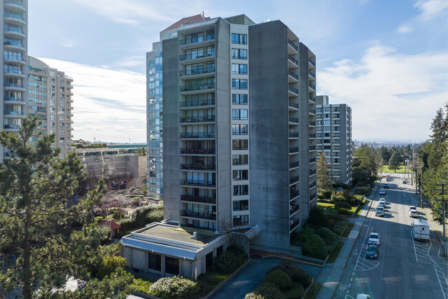 the Heritage in New Westminster, BC - Building Photo - Building Photo