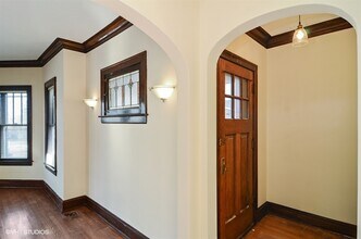 5651 W Goodman St-Unit -1 in Chicago, IL - Building Photo - Building Photo