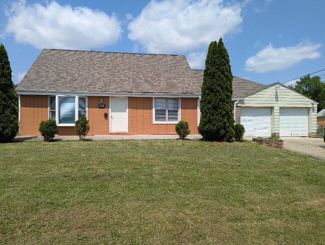 property at 925 Scott Rd