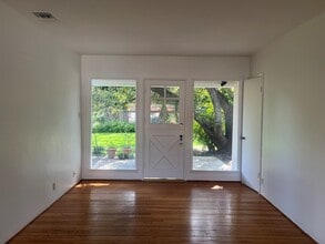 1542 Alameda St in Pomona, CA - Building Photo - Building Photo