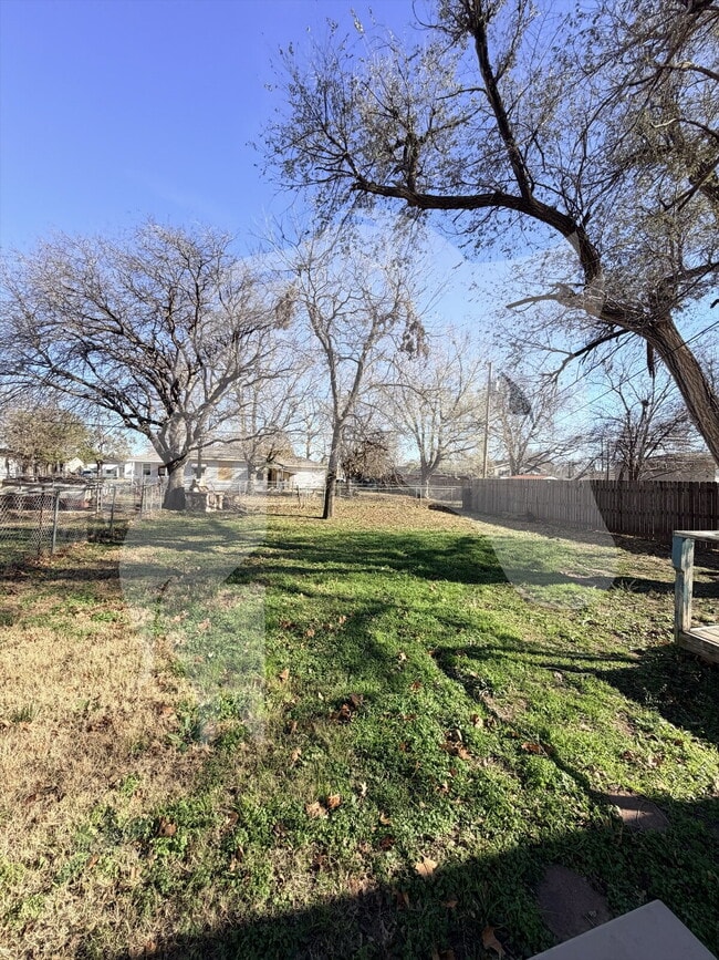 1621 S Jackson St in Enid, OK - Building Photo - Building Photo