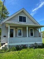 1714 Long Ave in Lorain, OH - Building Photo