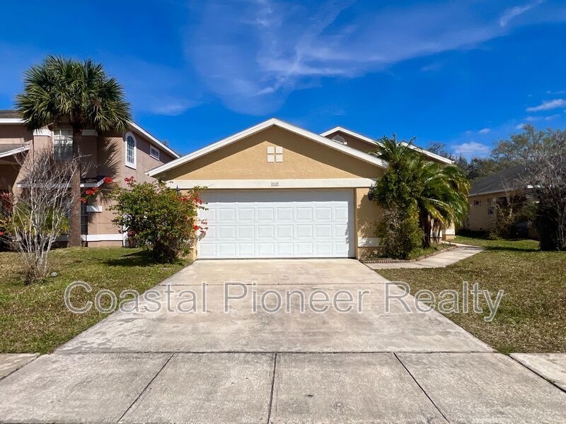 1629 Brook Hollow Dr in Orlando, FL - Building Photo