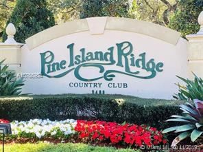 9451 Evergreen Pl in Davie, FL - Building Photo