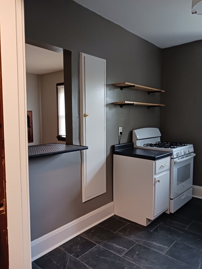 4222 Appleton St, Unit 4 in Cincinnati, OH - Building Photo - Building Photo
