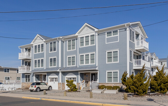 1401 N Ocean Ave in Seaside Park, NJ - Foto de edificio - Building Photo