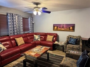 832 Belvedere Dr in Conroe, TX - Building Photo - Building Photo