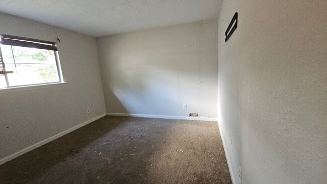 8710 Parkway Forest Dr