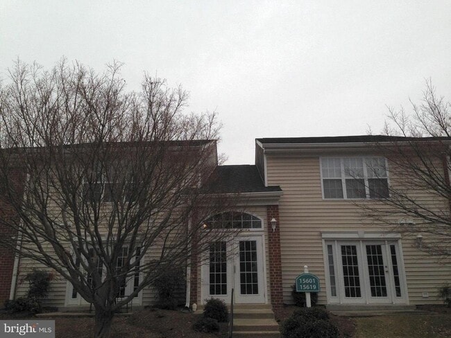 property at 15615 Horseshoe Ln