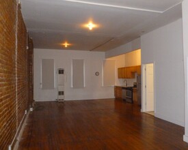 1085 Broadway in Brooklyn, NY - Building Photo - Building Photo