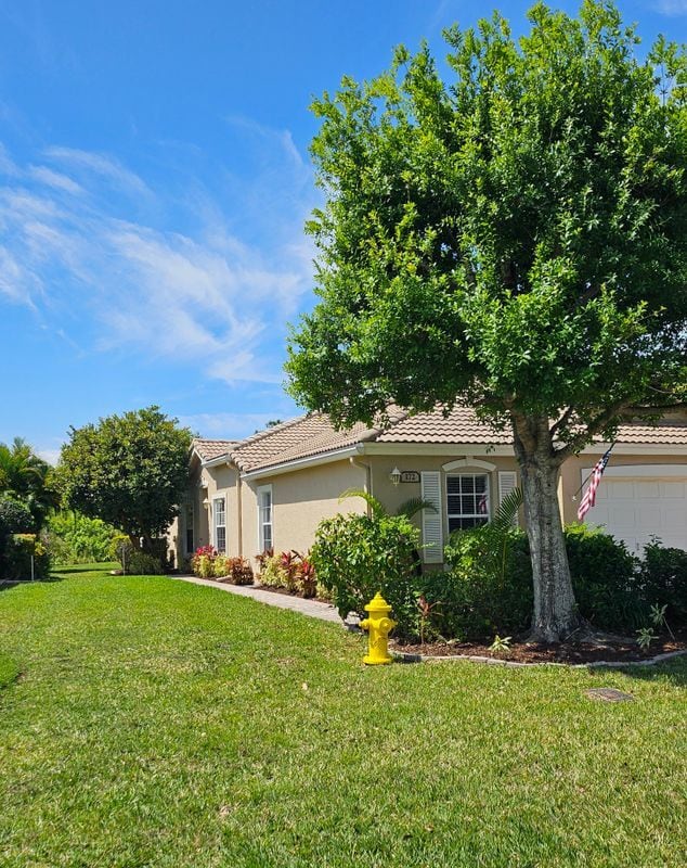 property at 172 NW Broken Oak Trail