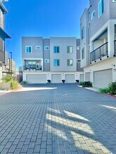 1712 17th St in Oakland, CA - Building Photo - Building Photo