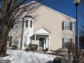 401 Pheasant Run in Monmouth Junction, NJ - Building Photo