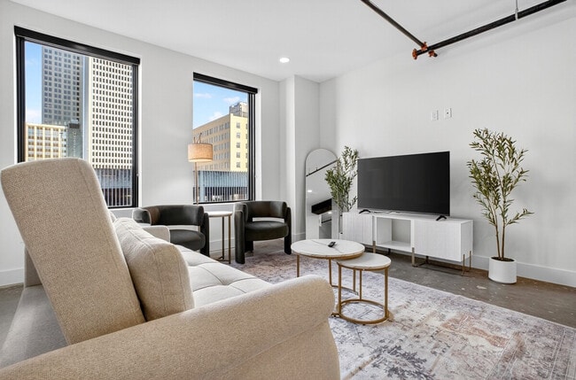 400 S Main St in Tulsa, OK - Building Photo - Building Photo