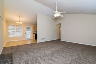 9670 Crestview Terrace in Gainesville, GA - Building Photo - Building Photo