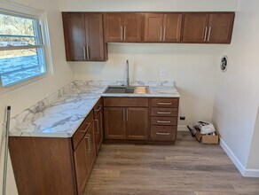 1213 N Indiana St, Unit 2 in Griffith, IN - Foto de edificio - Building Photo