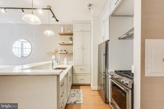 2120 Vermont Ave NW, Unit 121 in Washington, DC - Building Photo - Building Photo