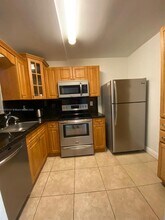 3536 NE 168th St in North Miami Beach, FL - Building Photo - Building Photo