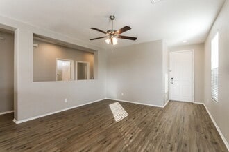 4728 W Calatrava Ln in Tucson, AZ - Building Photo - Building Photo