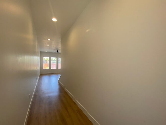 2724 Rain Tree St in Saint George, UT - Building Photo - Building Photo
