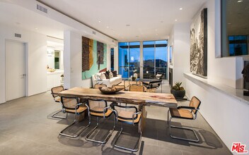 1352 Miller Dr in Los Angeles, CA - Building Photo - Building Photo