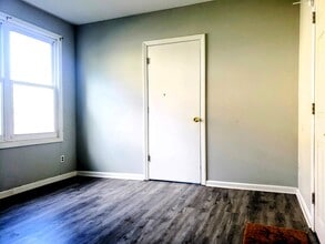 33 Lafayette St, Unit Apartment 1 in Orange, NJ - Building Photo - Building Photo