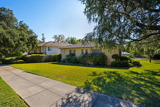 18 Suffolk Ave in Sierra Madre, CA - Building Photo - Building Photo