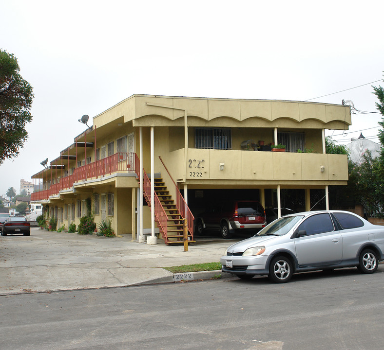 2222 Elsinore St in Los Angeles, CA - Building Photo