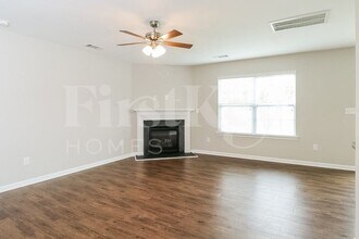 2637 Cider Ridge Rd, Unit R243 in Dallas, NC - Building Photo - Building Photo