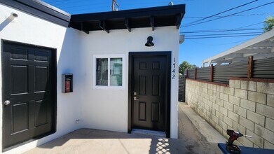 1740 N Hollywood Way, Unit 1740 N Hollywood way 1742 in Burbank, CA - Building Photo - Building Photo