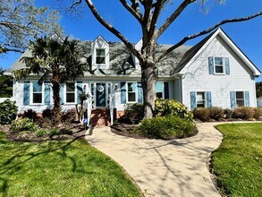 2092 Crew Ct in Virginia Beach, VA - Building Photo - Building Photo