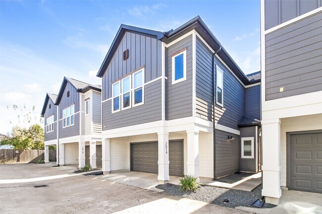 2514 Terry St in Houston, TX - Building Photo - Building Photo