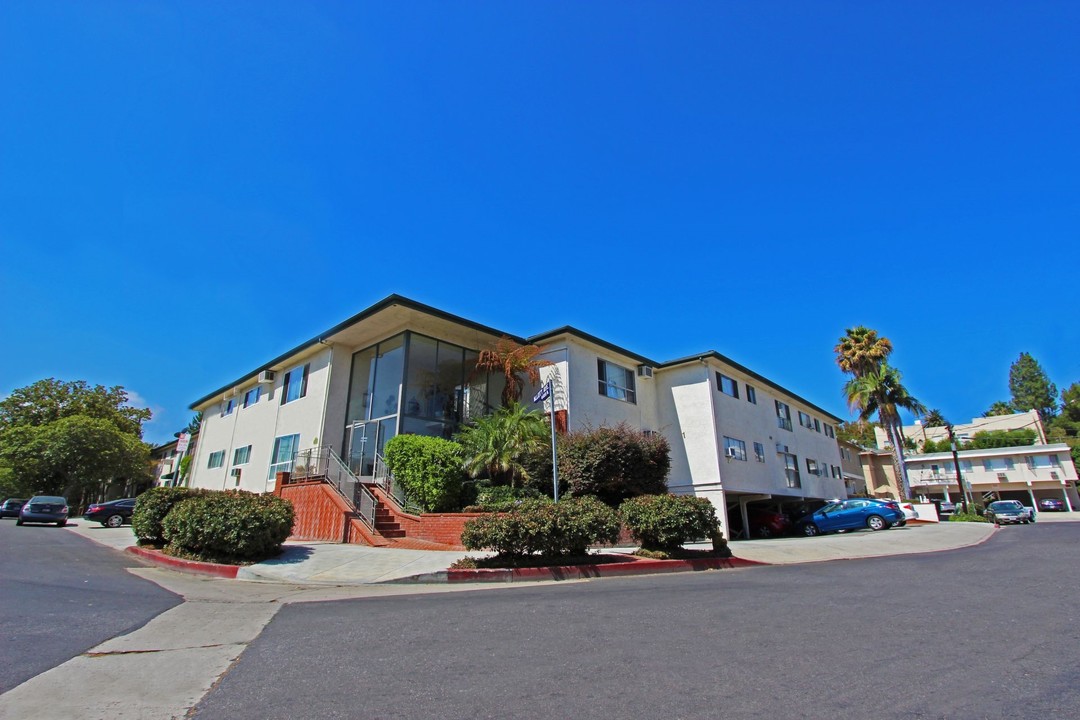 Oakleaf Apartments in Sherman Oaks, CA - Building Photo