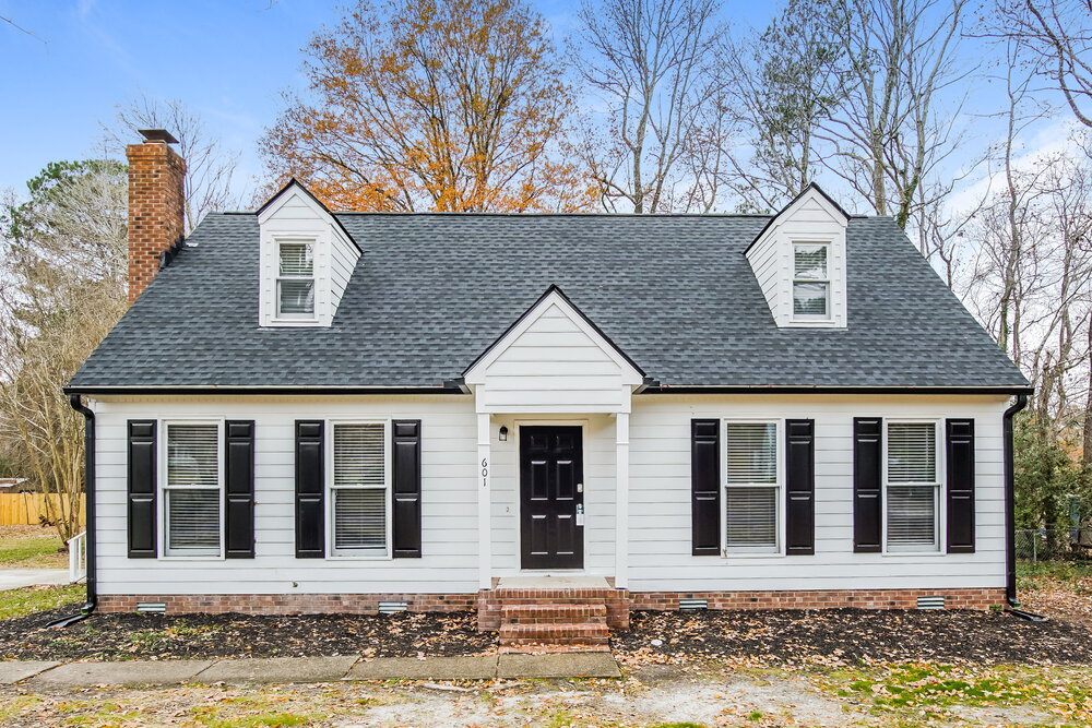 601 Yates Pl in Zebulon, NC - Building Photo