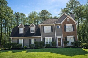 116 Crossroads Estate Dr in Newnan, GA - Building Photo