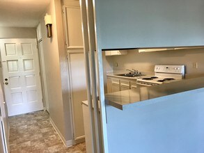 160 E St in Chula Vista, CA - Building Photo - Building Photo