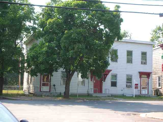 50 Garner St in Cohoes, NY - Building Photo