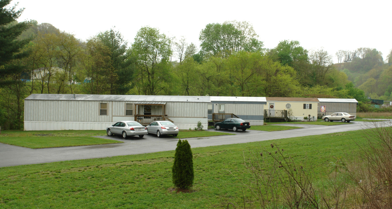 1520 Us-19 in Beckley, WV - Foto de edificio