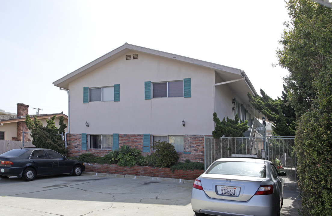 4541 Hamilton St in San Diego, CA - Building Photo