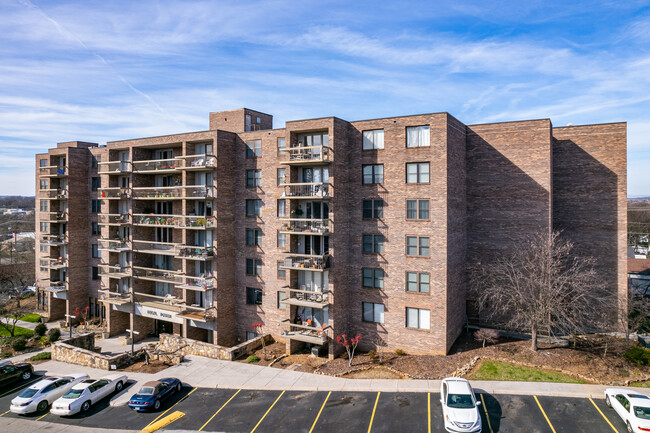 Regal Tower in Maryville, TN - Building Photo - Building Photo